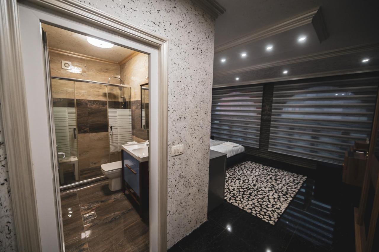 Hotel Premium Pristina Exterior photo